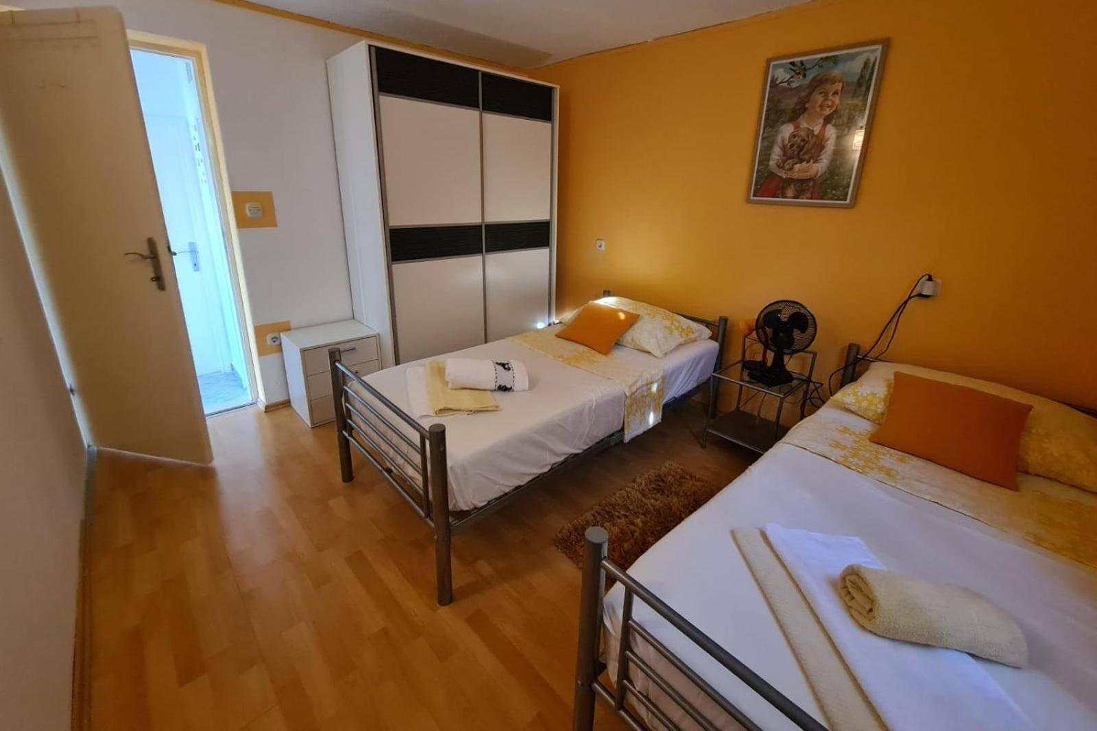 Apartments With A Parking Space Postira, Brac - 2911 Pokój zdjęcie