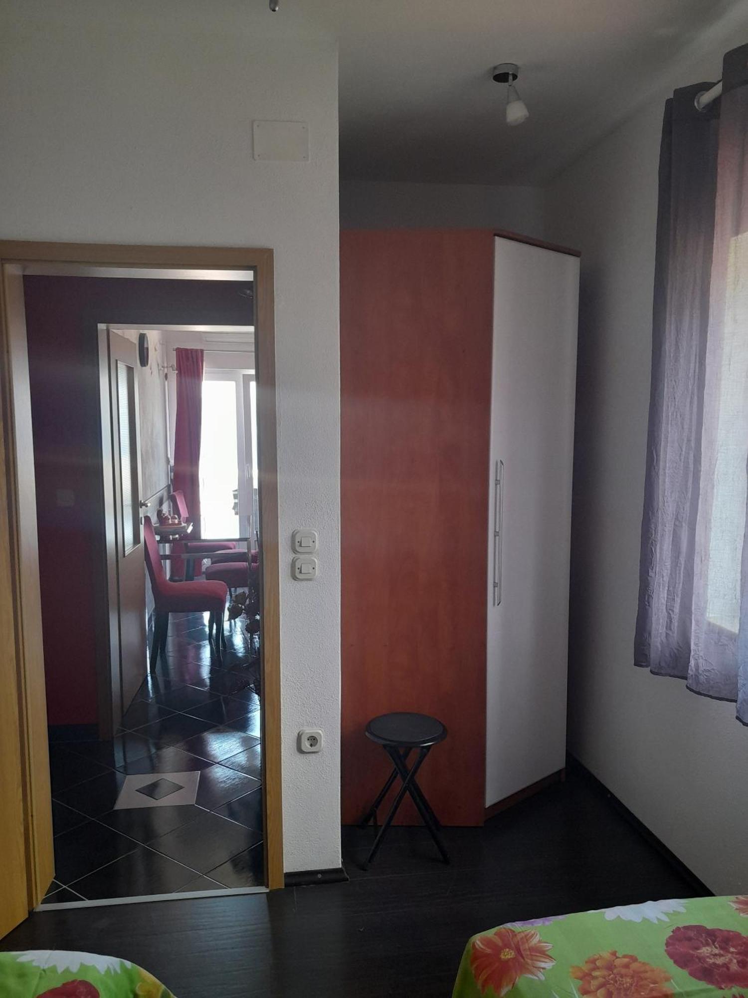 Apartments With A Parking Space Postira, Brac - 2911 Pokój zdjęcie