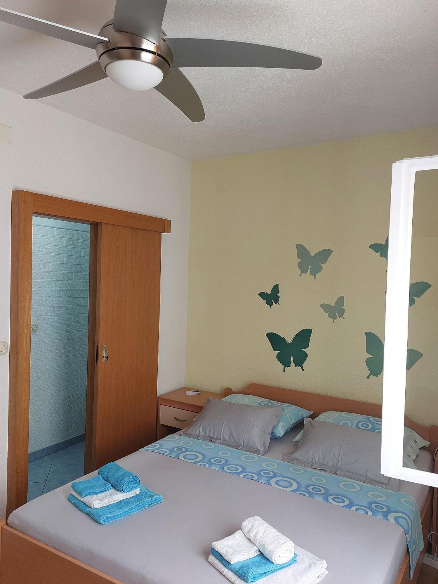 Apartments With A Parking Space Postira, Brac - 2911 Pokój zdjęcie